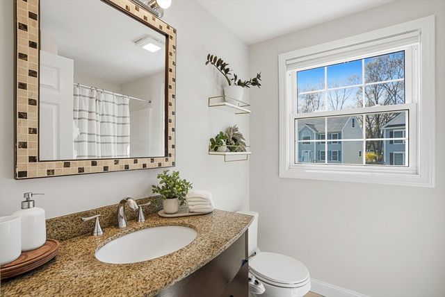 41 Nile St 41, Billerica, MA 01821