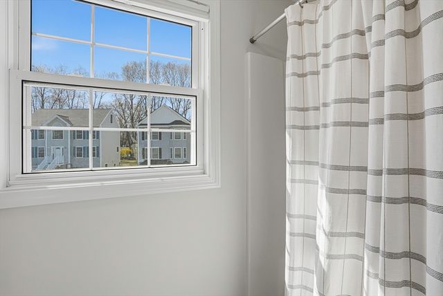 41 Nile St 41, Billerica, MA 01821