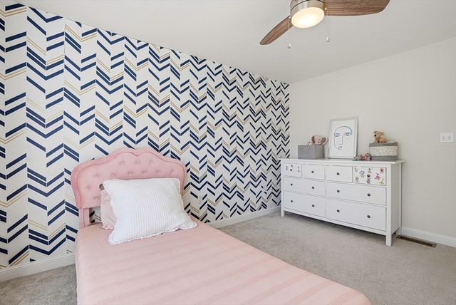 41 Nile St 41, Billerica, MA 01821