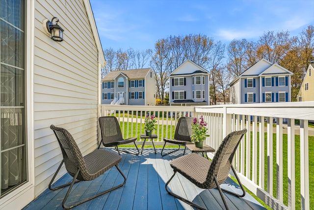 41 Nile St 41, Billerica, MA 01821