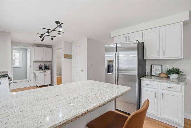 41 Nile St 41, Billerica, MA 01821