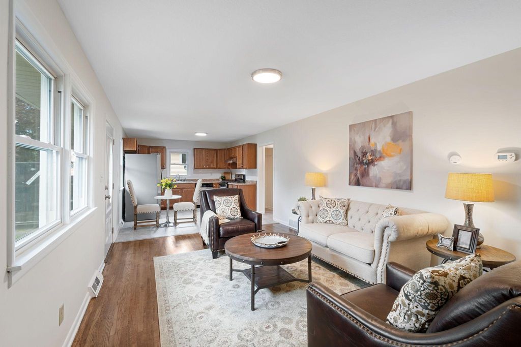 253 106th Avenue NW, Coon Rapids, MN 55448