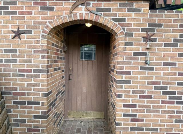 101 Lincoln Avenue, Bedford, IN 47421