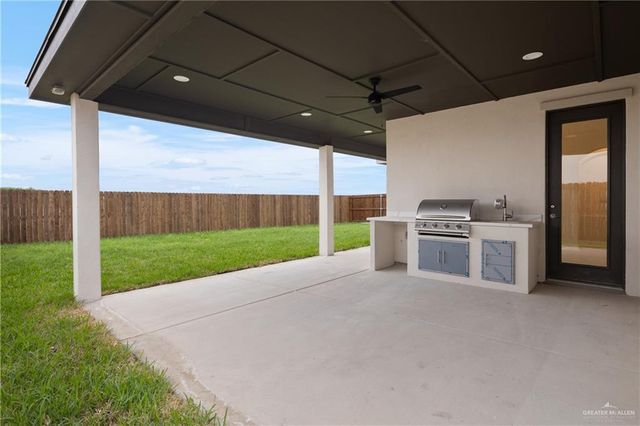 4006 N Sorghum Circle, Edinburg, TX 78542