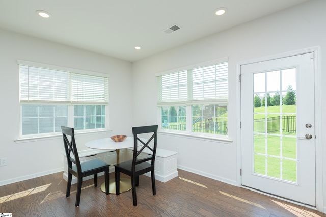 231 Double Crest Drive, Taylors, SC 29687