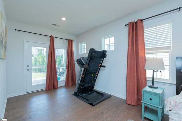 231 Double Crest Drive, Taylors, SC 29687
