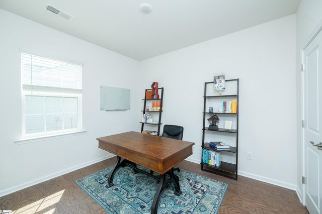231 Double Crest Drive, Taylors, SC 29687