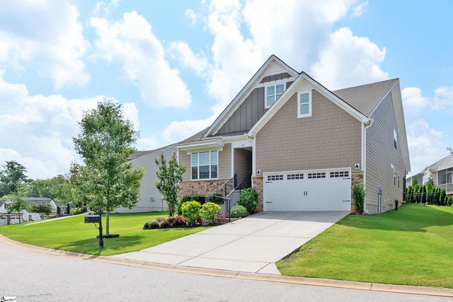231 Double Crest Drive, Taylors, SC 29687
