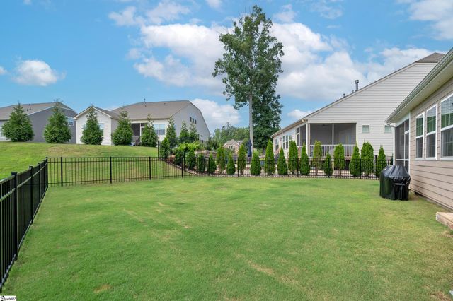 231 Double Crest Drive, Taylors, SC 29687