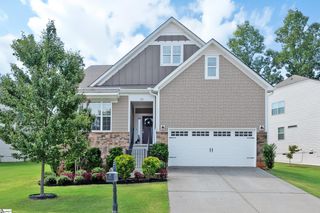 231 Double Crest Drive, Taylors, SC 29687