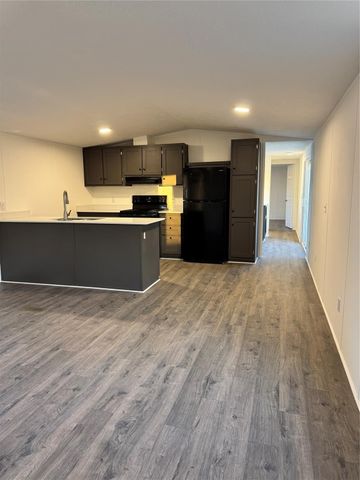 409 W Harris Avenue, Pasadena, TX 77506