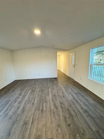 409 W Harris Avenue, Pasadena, TX 77506