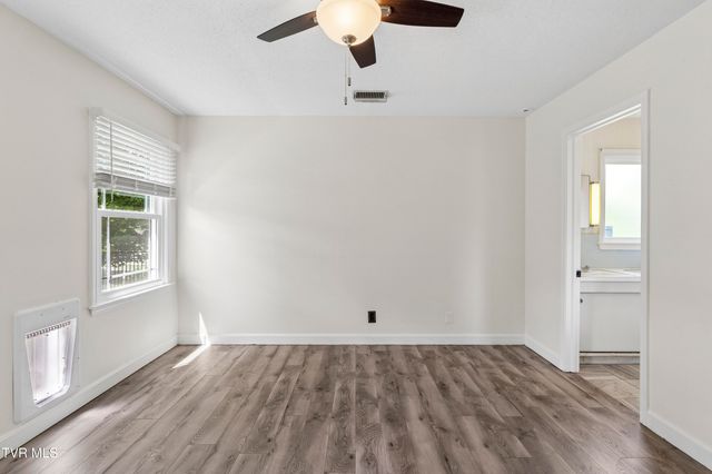 207 Dogwood Lane, Johnson City, TN 37604
