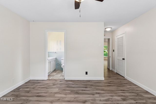 207 Dogwood Lane, Johnson City, TN 37604