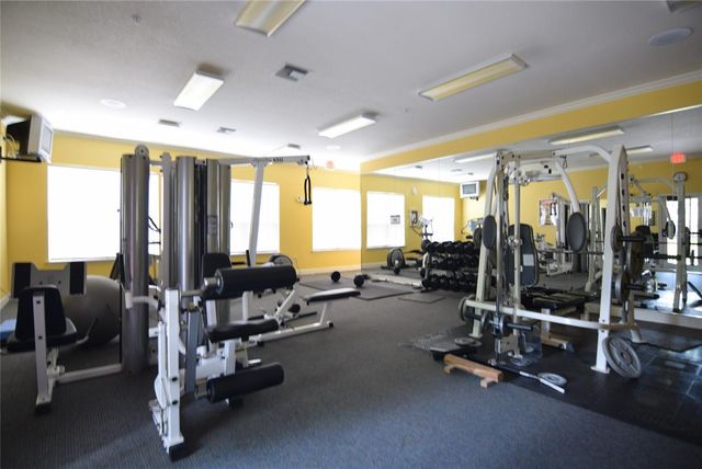 5611 BIDWELL PARKWAY 205, Sarasota, FL 34233