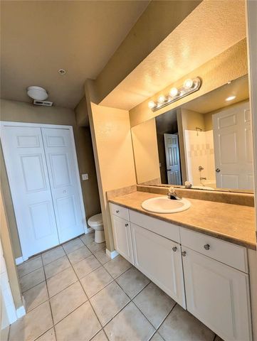 5611 BIDWELL PARKWAY 205, Sarasota, FL 34233