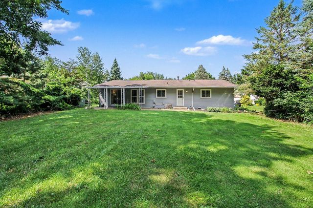 9155 Satelite Drive, White Lake, MI 48386