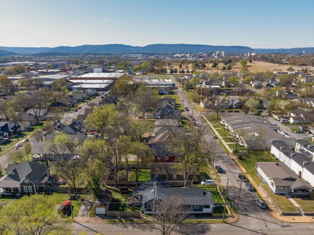 1614 E 12th Street, Chattanooga, TN 37404