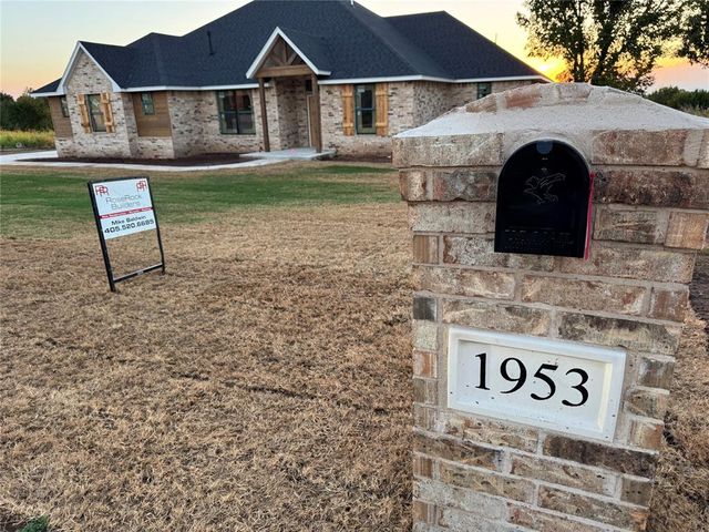 1953 Cattle Drive, Guthrie, OK 73044