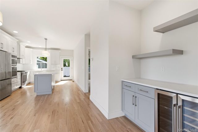 13 Evelyn Avenue, Westbury, NY 11590