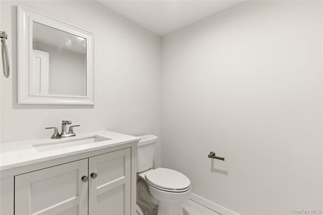 13 Evelyn Avenue, Westbury, NY 11590