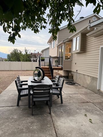 3296 W 8475 S, West Jordan, UT 84088