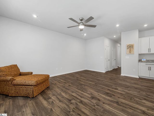 4067 Bromfield Way, Boiling Springs, SC 29316