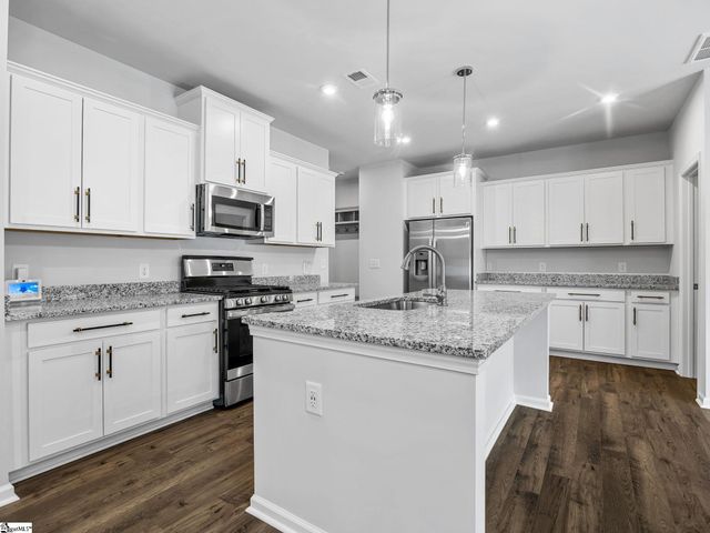 4067 Bromfield Way, Boiling Springs, SC 29316
