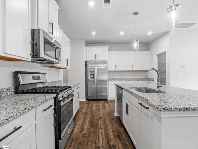4067 Bromfield Way, Boiling Springs, SC 29316