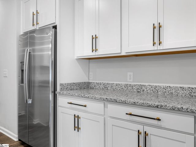 4067 Bromfield Way, Boiling Springs, SC 29316
