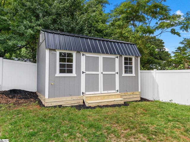 4067 Bromfield Way, Boiling Springs, SC 29316