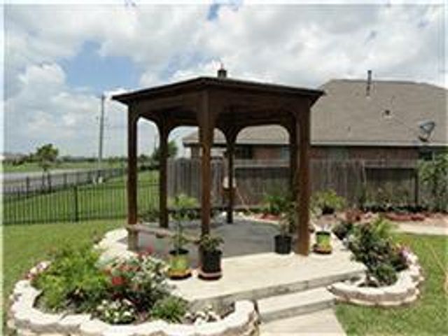 3102 Avory Ridge Lane, Pearland, TX 77581