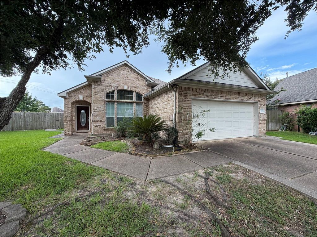 3102 Avory Ridge Lane, Pearland, TX 77581