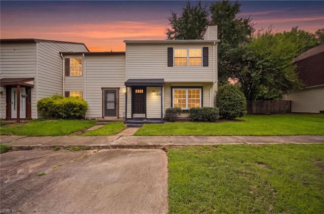 1346 River Birch RN, Chesapeake, VA 23320