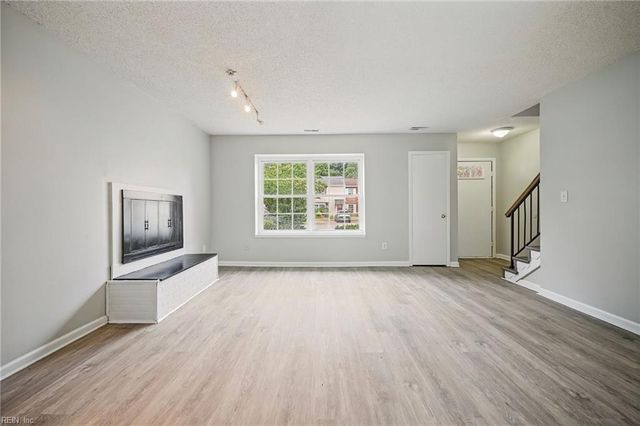 1346 River Birch RN, Chesapeake, VA 23320