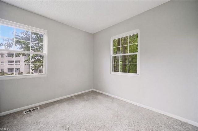 1346 River Birch RN, Chesapeake, VA 23320