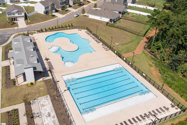 28 Oak Edge Lane, Greer, SC 29651