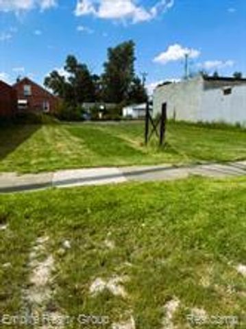 20524 W Warren Avenue, Detroit, MI 48228