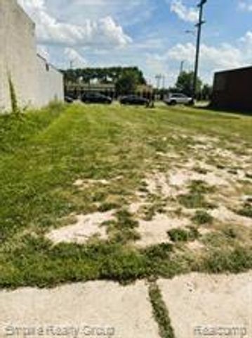 20524 W Warren Avenue, Detroit, MI 48228