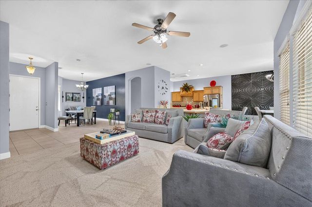 6580 W Wrenwood Lane, Fresno, CA 93723