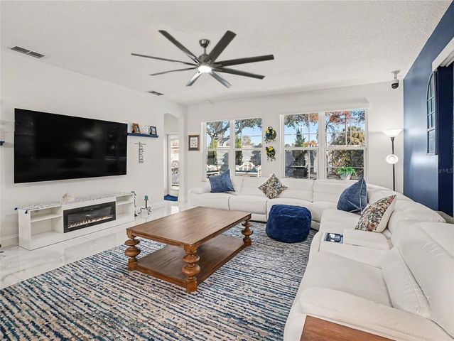 2260 PICKFORD CIRCLE, Apopka, FL 32703