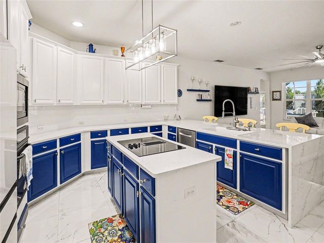 2260 PICKFORD CIRCLE, Apopka, FL 32703