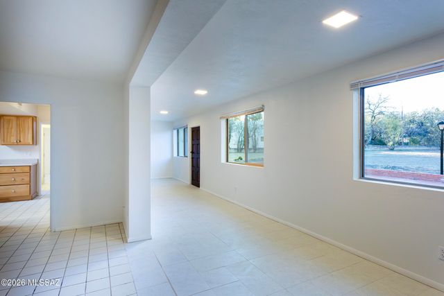 1714 W Meadow Hills Drive, Nogales, AZ 85621