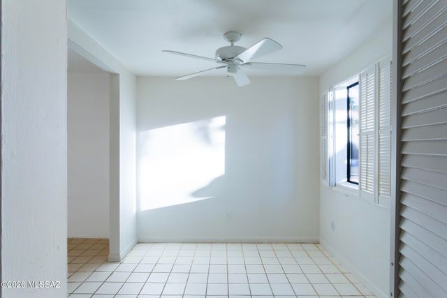 1714 W Meadow Hills Drive, Nogales, AZ 85621