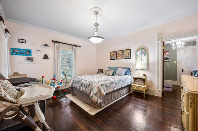 1025 W Main Street, Waxahachie, TX 75165
