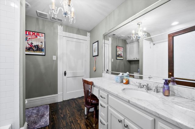 1025 W Main Street, Waxahachie, TX 75165