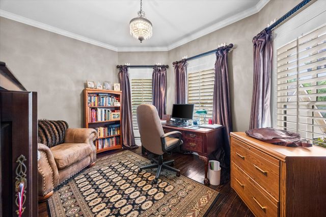 1025 W Main Street, Waxahachie, TX 75165