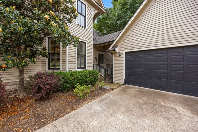 1025 W Main Street, Waxahachie, TX 75165