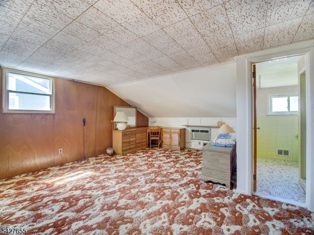 26 Epping Dr, Kenilworth Boro, NJ 07033