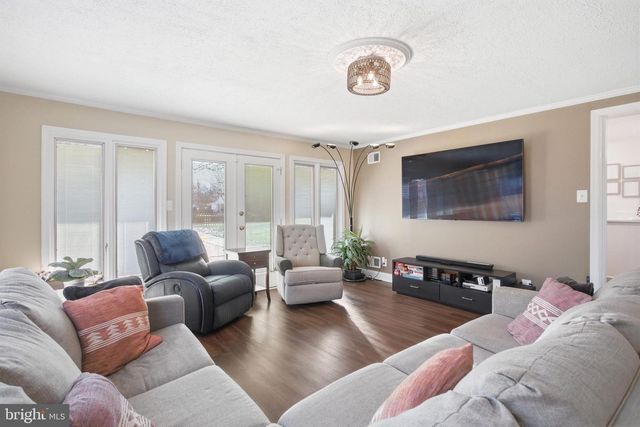 6912 ESSEX AVE, Springfield, VA 22150